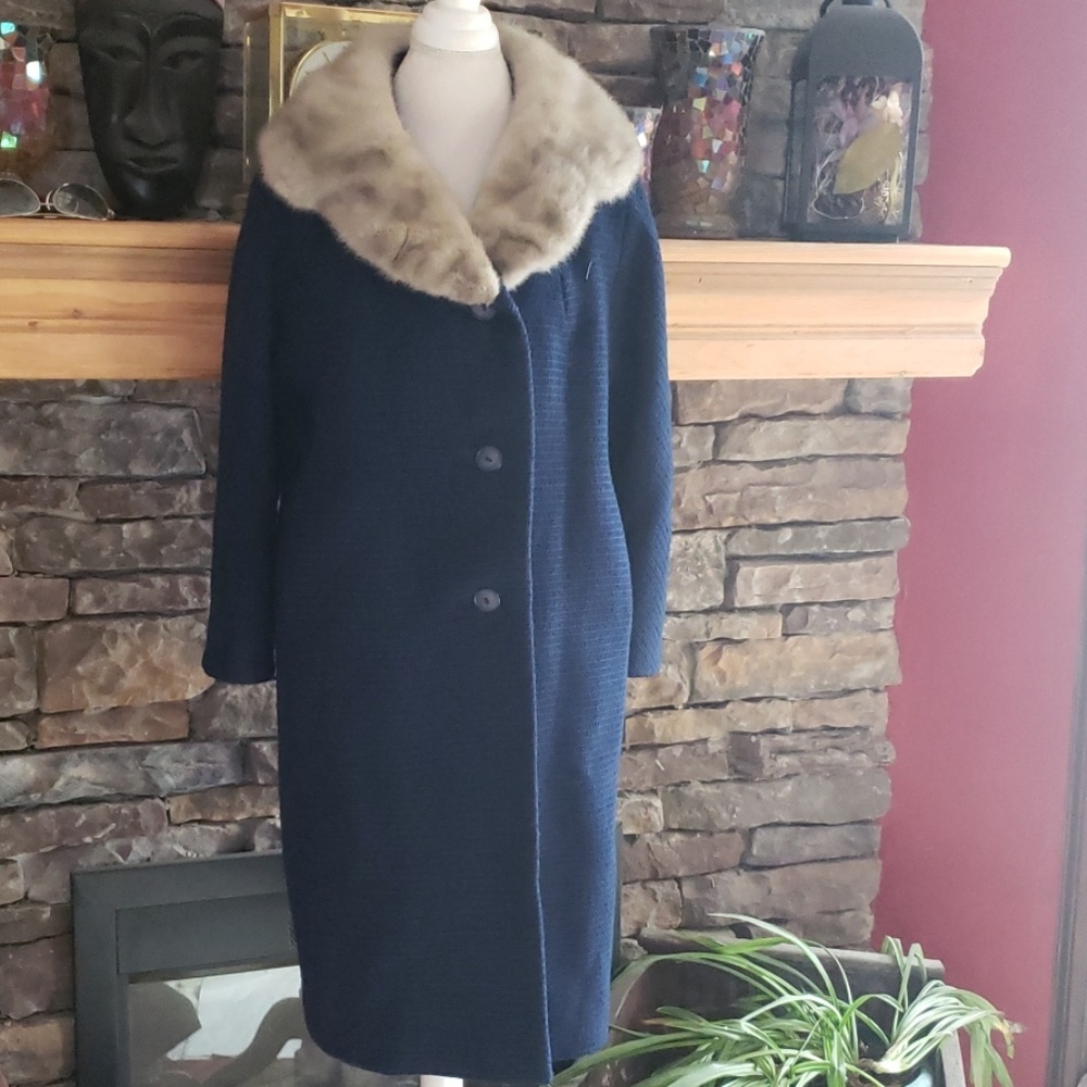 SALE⚡VINTAGE  ILGWU TEXTURED FAUX FUR  M/L